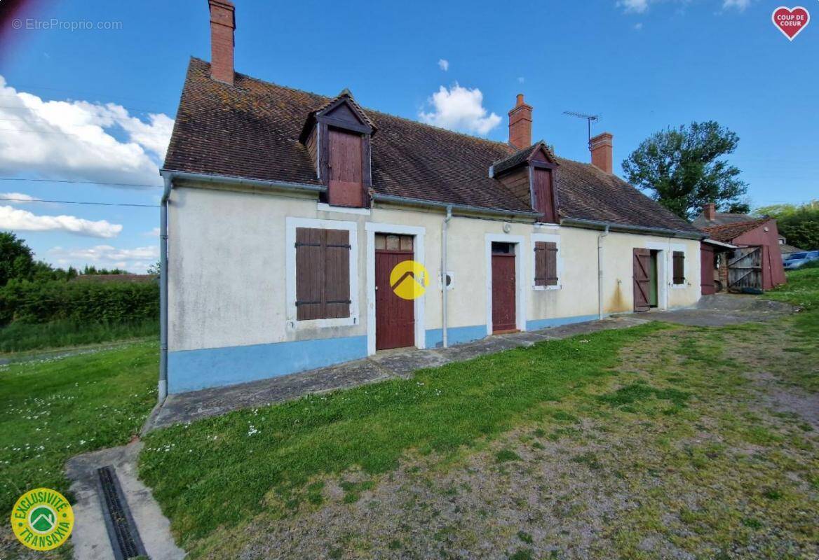 Maison à LA GUERCHE-SUR-L&#039;AUBOIS
