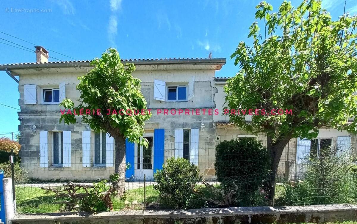 Maison à SABLONS