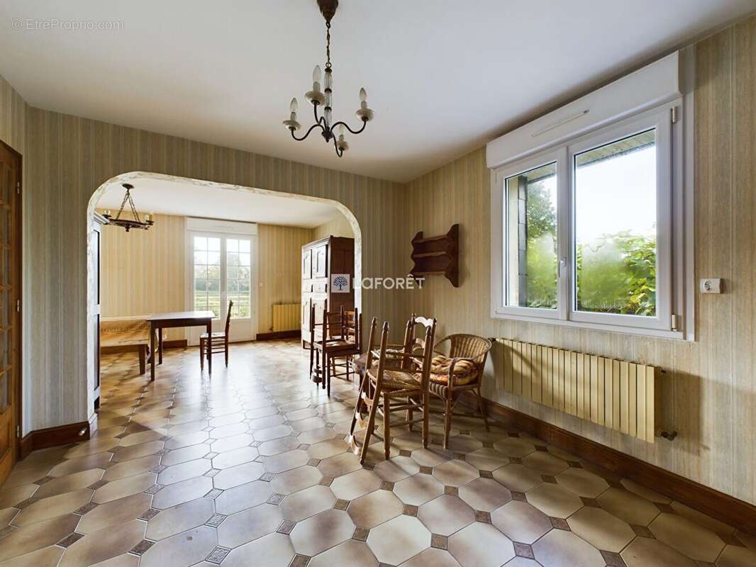 Maison à BRIEC