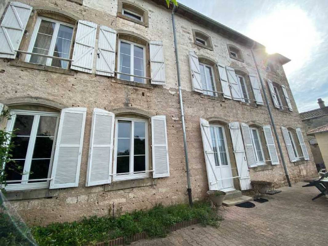 Maison à DARNEY