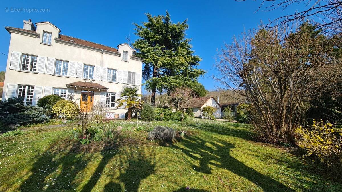 Maison à MAULE