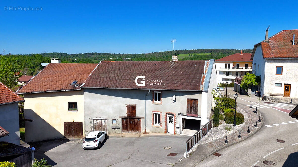 Maison à OYONNAX