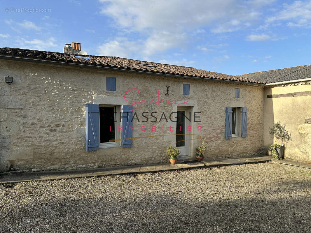 Maison à SAUVETERRE-DE-GUYENNE