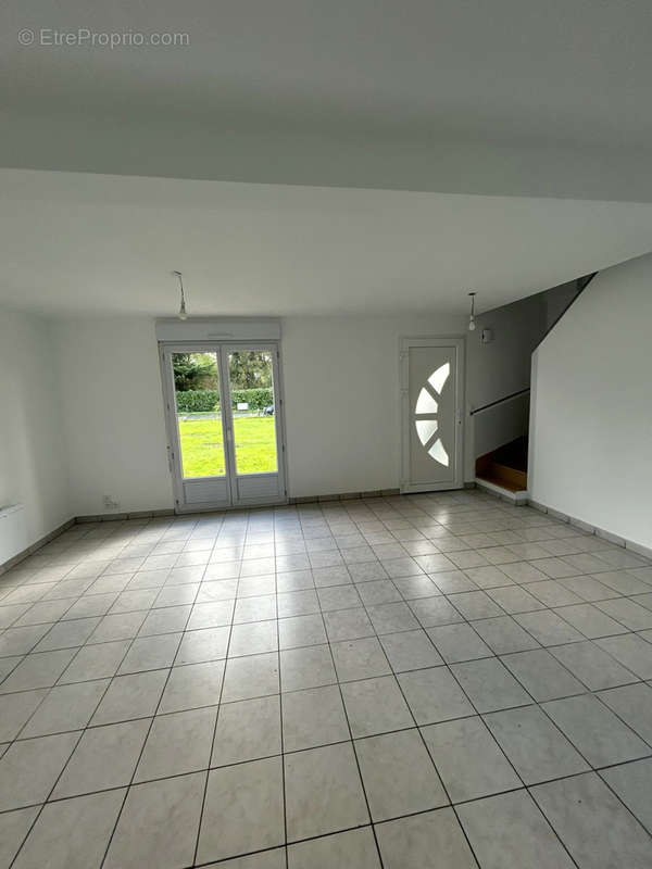 Maison à BAINS-SUR-OUST