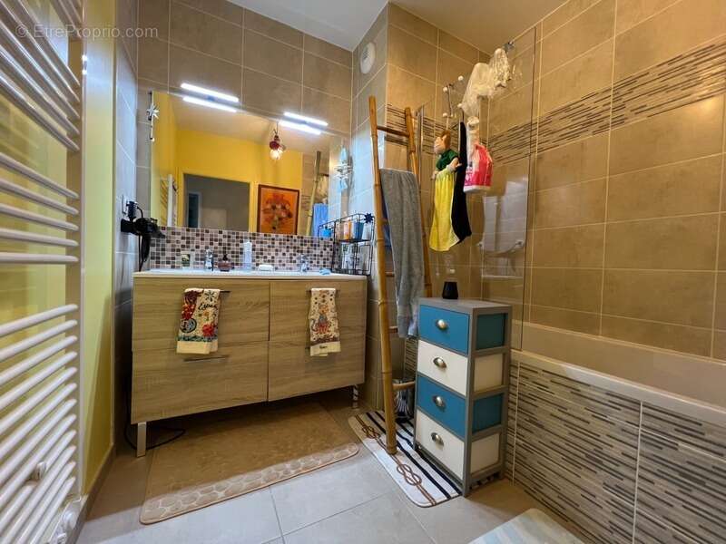 Appartement à LA RICHE