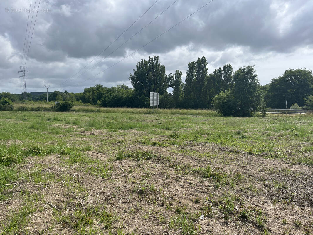 Terrain à VILLENEUVE-SUR-LOT