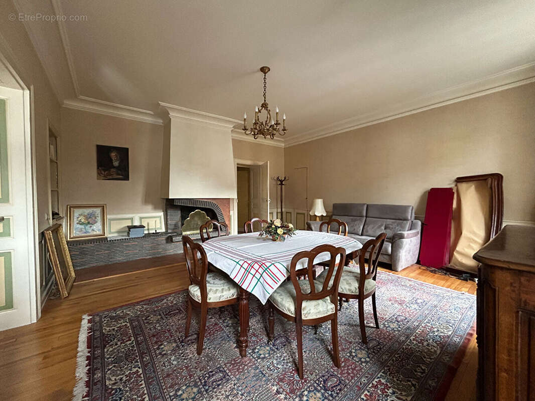 Appartement à LURE