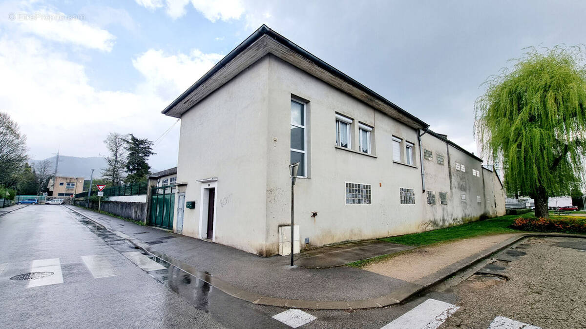 Maison à OYONNAX
