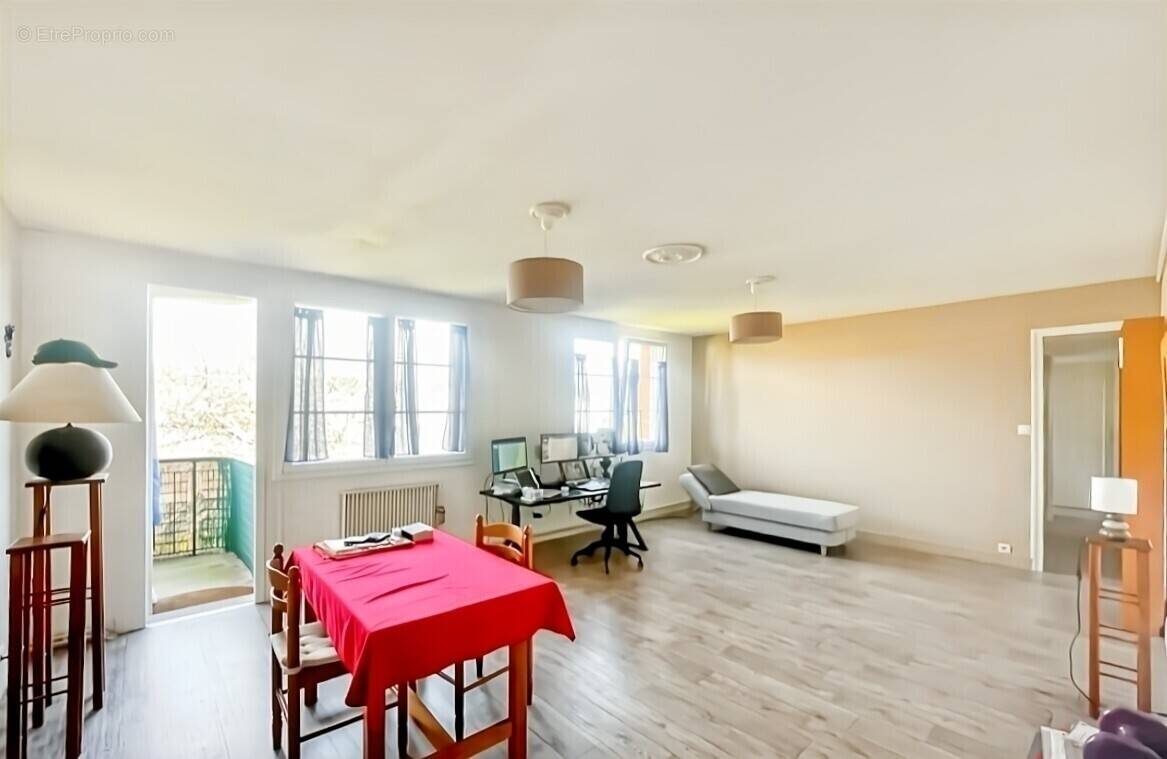 Appartement à SOTTEVILLE-LES-ROUEN