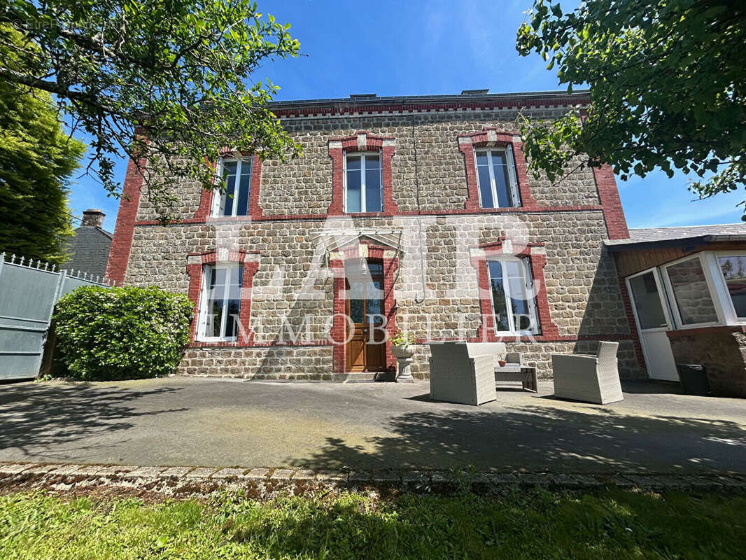 Maison à LA FERTE-MACE