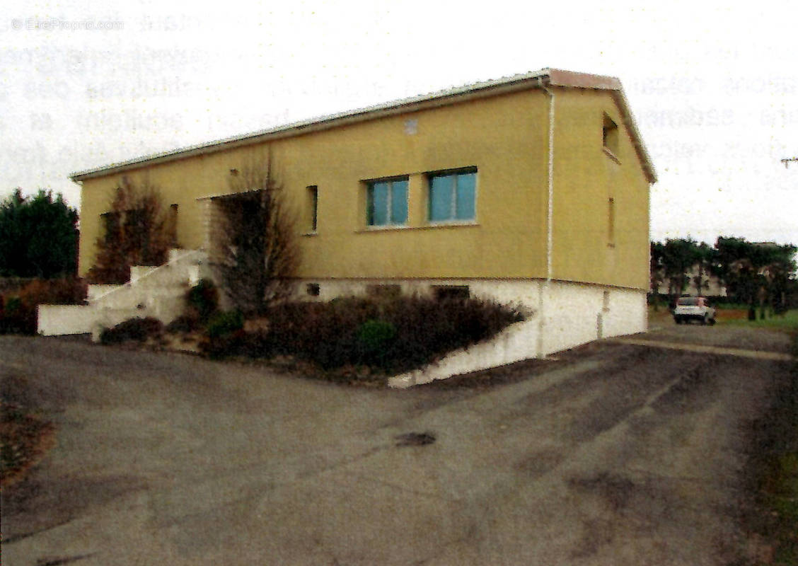 Commerce à DANGE-SAINT-ROMAIN
