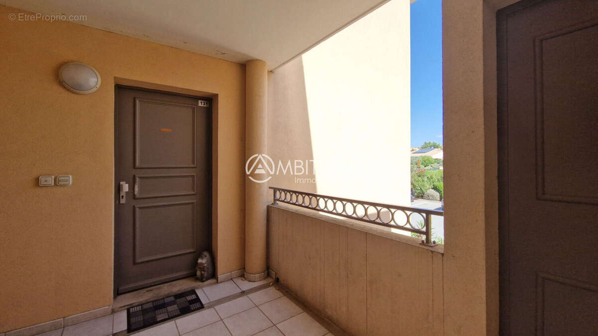 Appartement à PUGET-SUR-ARGENS