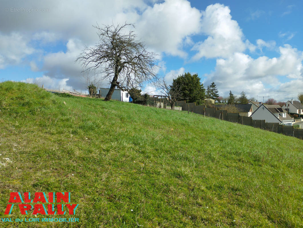 Terrain à CHATEAUDUN