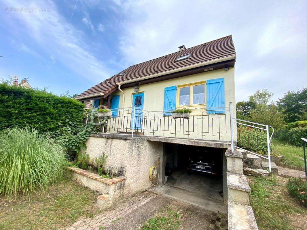 Maison à ETAMPES