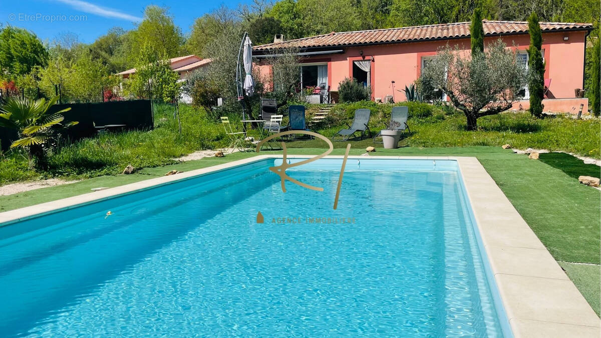 Maison à SALAVAS