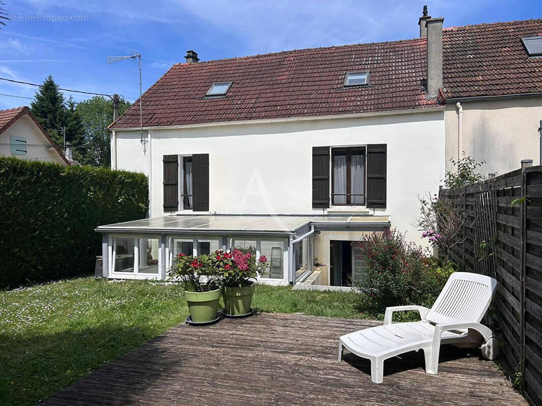 Maison à GOUVERNES