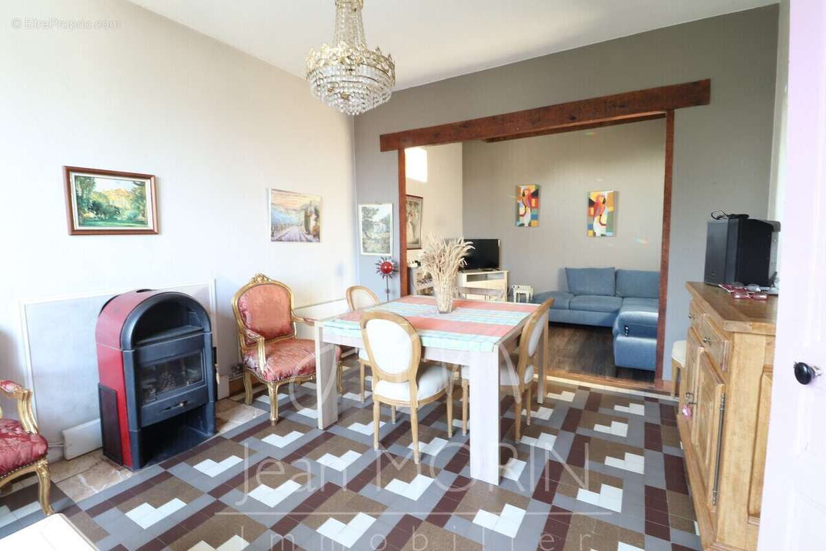 Maison à LA VOULTE-SUR-RHONE