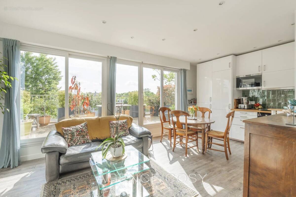 Appartement à VERSAILLES