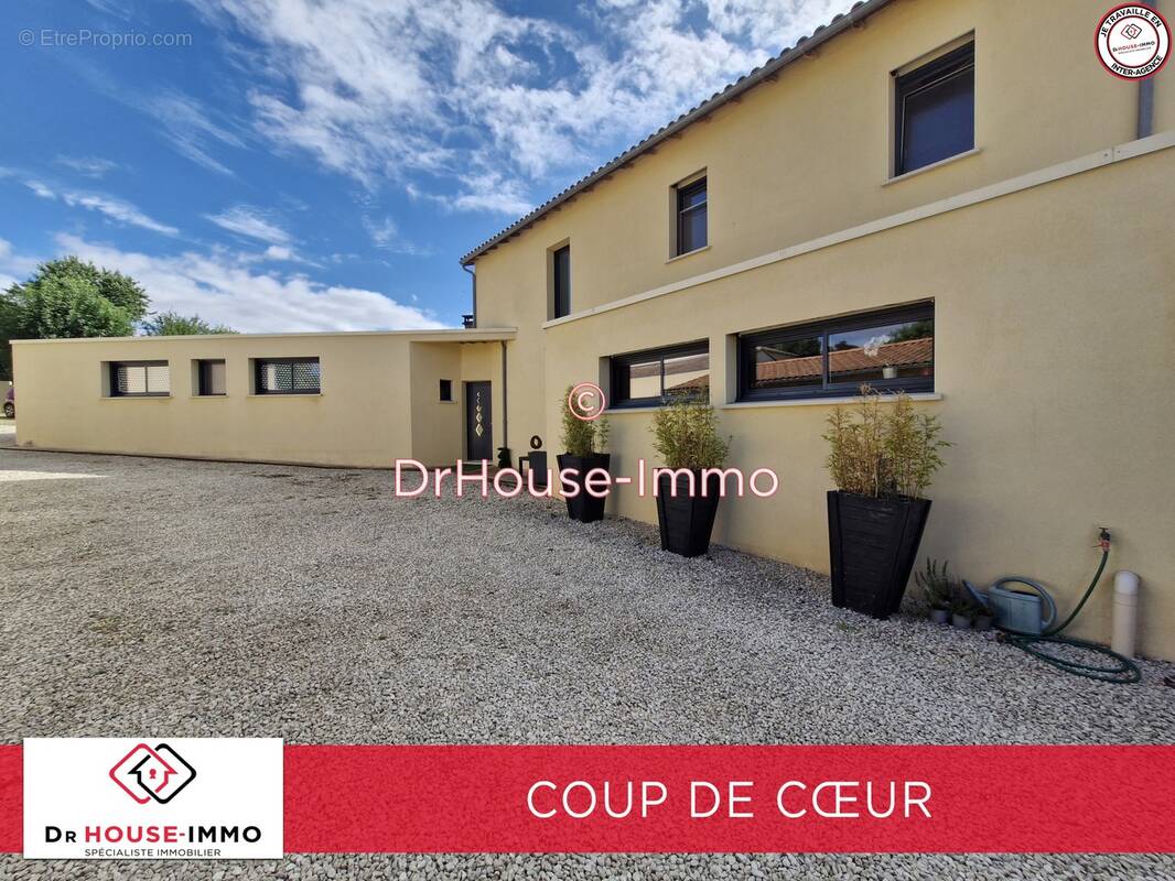 Maison à VOUILLE