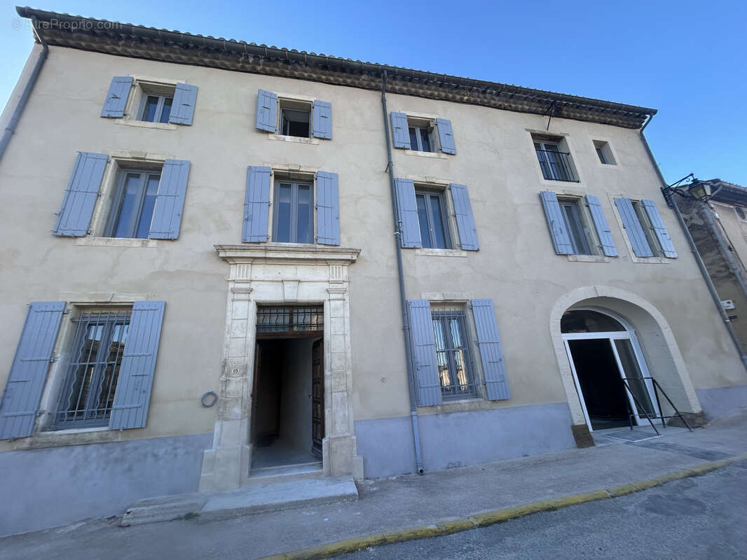 Appartement à SUZE-LA-ROUSSE