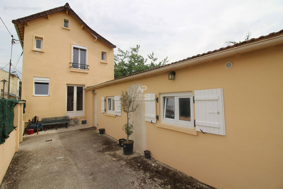 Maison à ERMONT