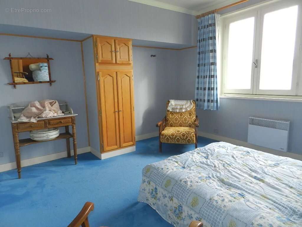 Maison à SAINT-PIERRE-SUR-DIVES