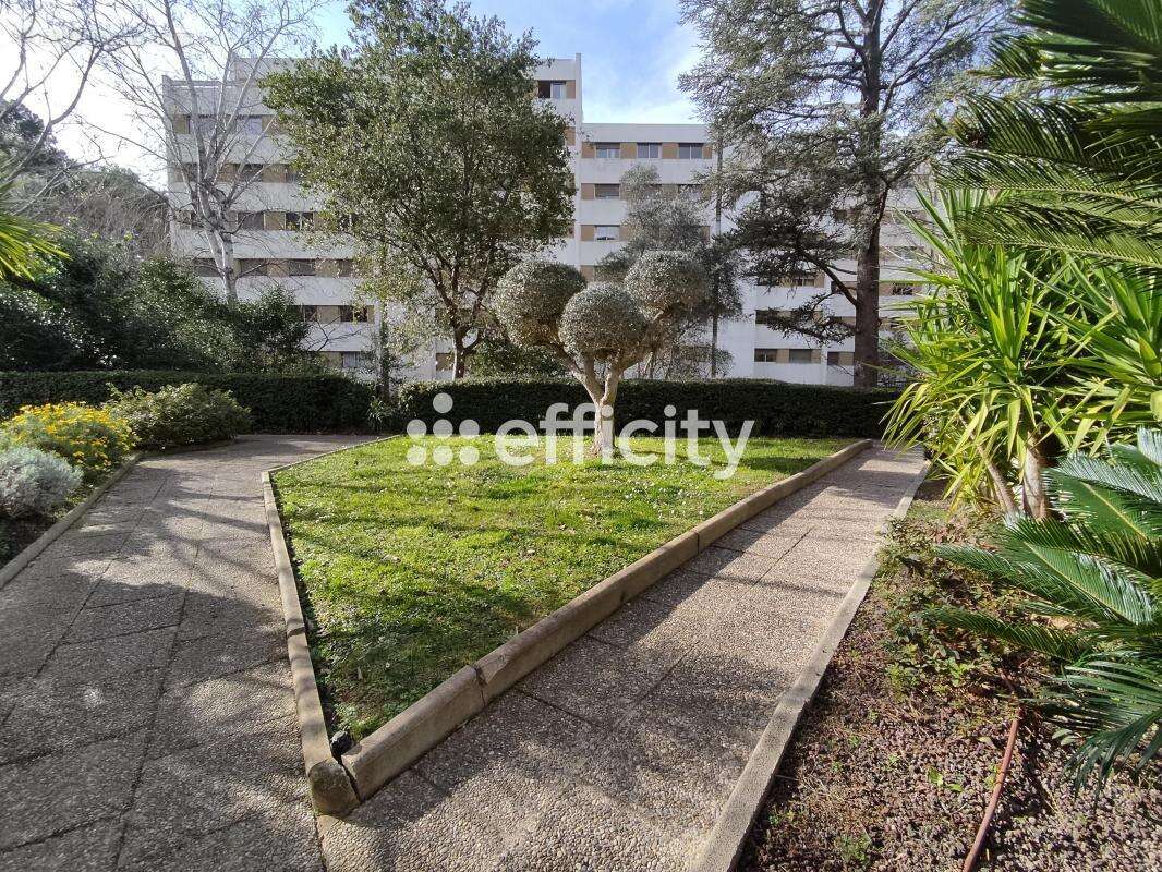 Appartement à MARSEILLE-9E