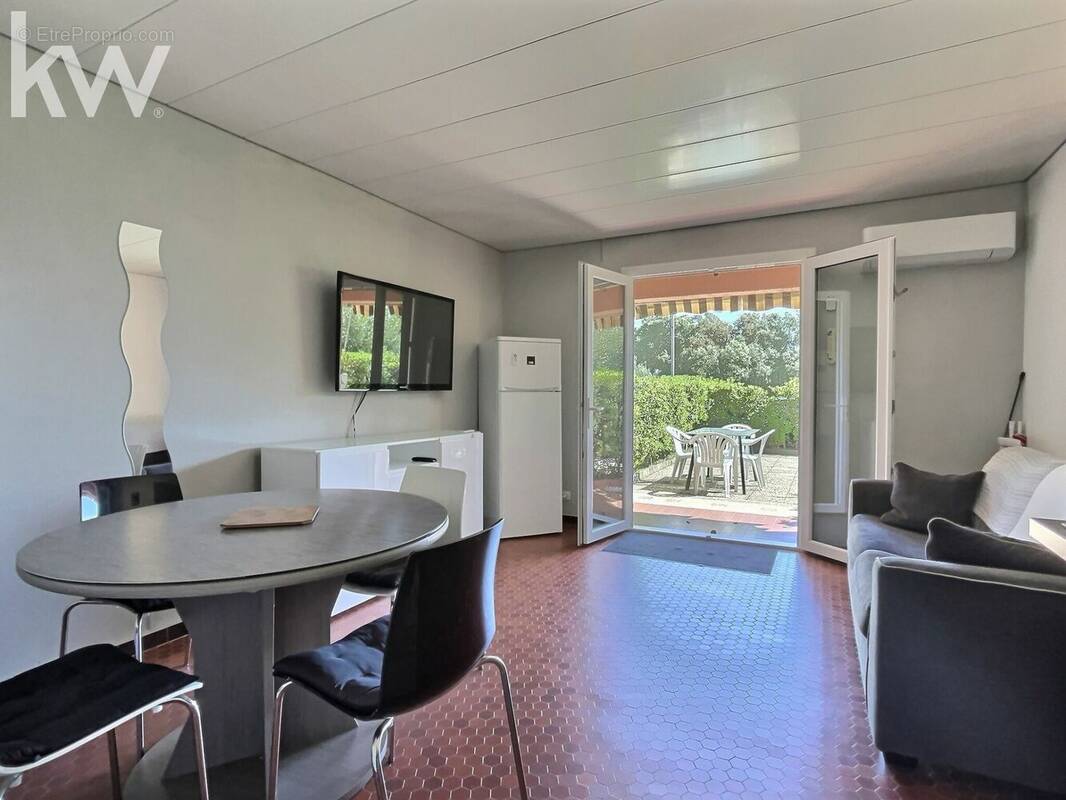 Appartement à HYERES