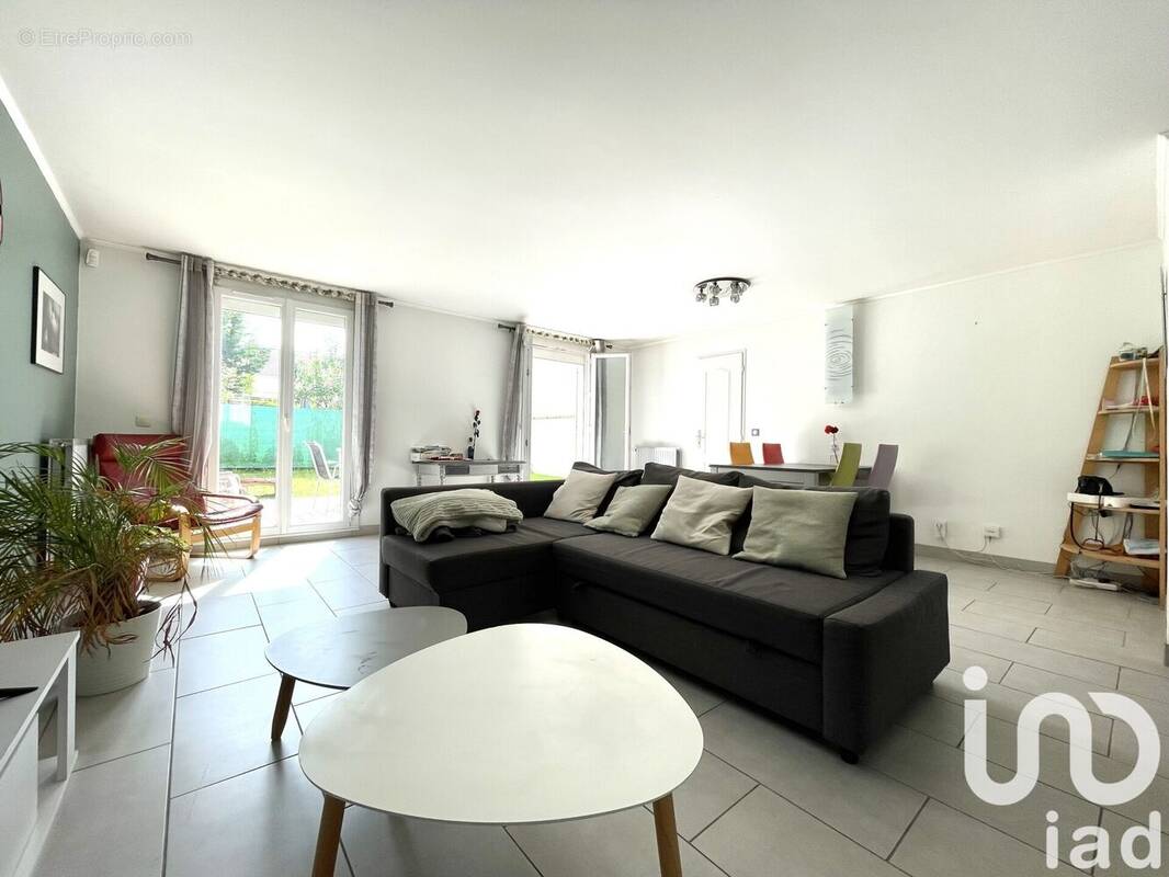 Photo 1 - Maison à PLAISIR