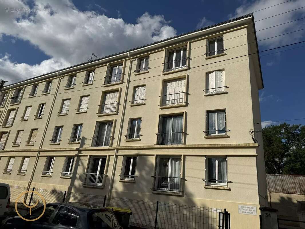 Appartement à ROMILLY-SUR-SEINE