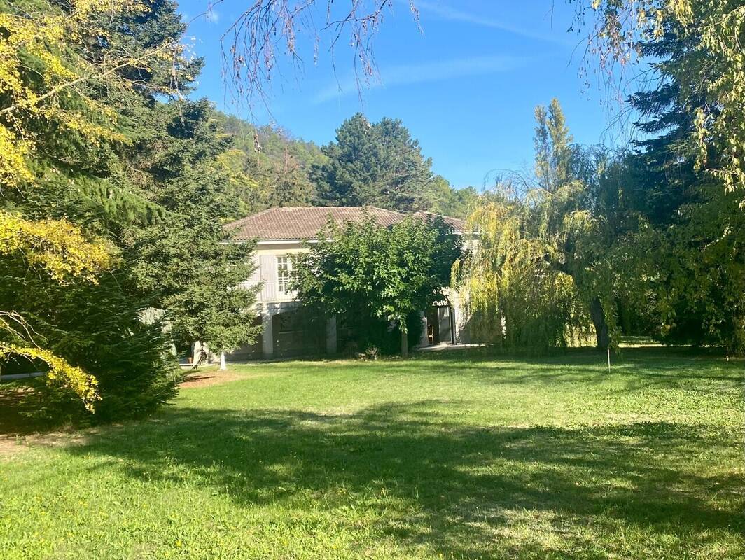 Maison à MOURS-SAINT-EUSEBE