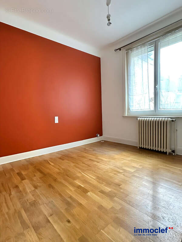 Maison à LA MADELEINE