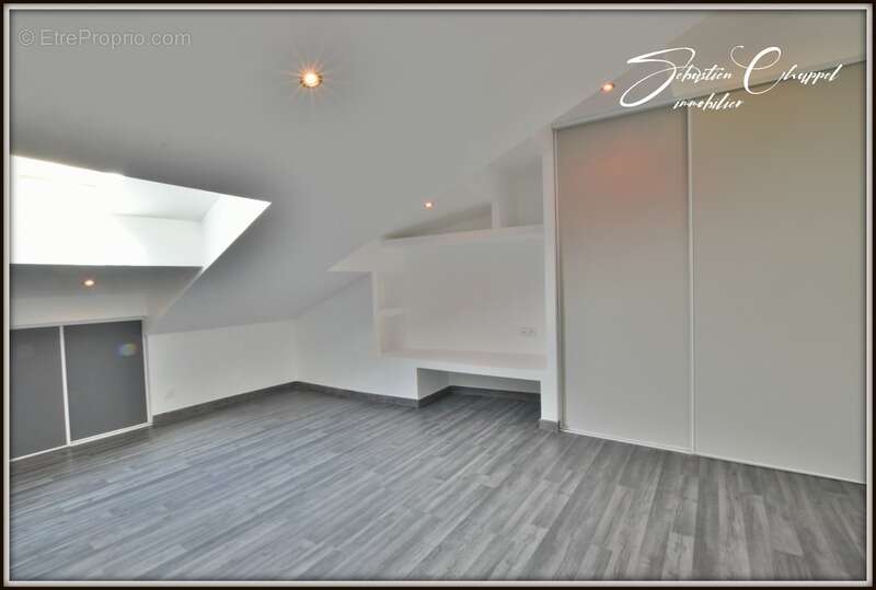 Appartement à SERVIAN
