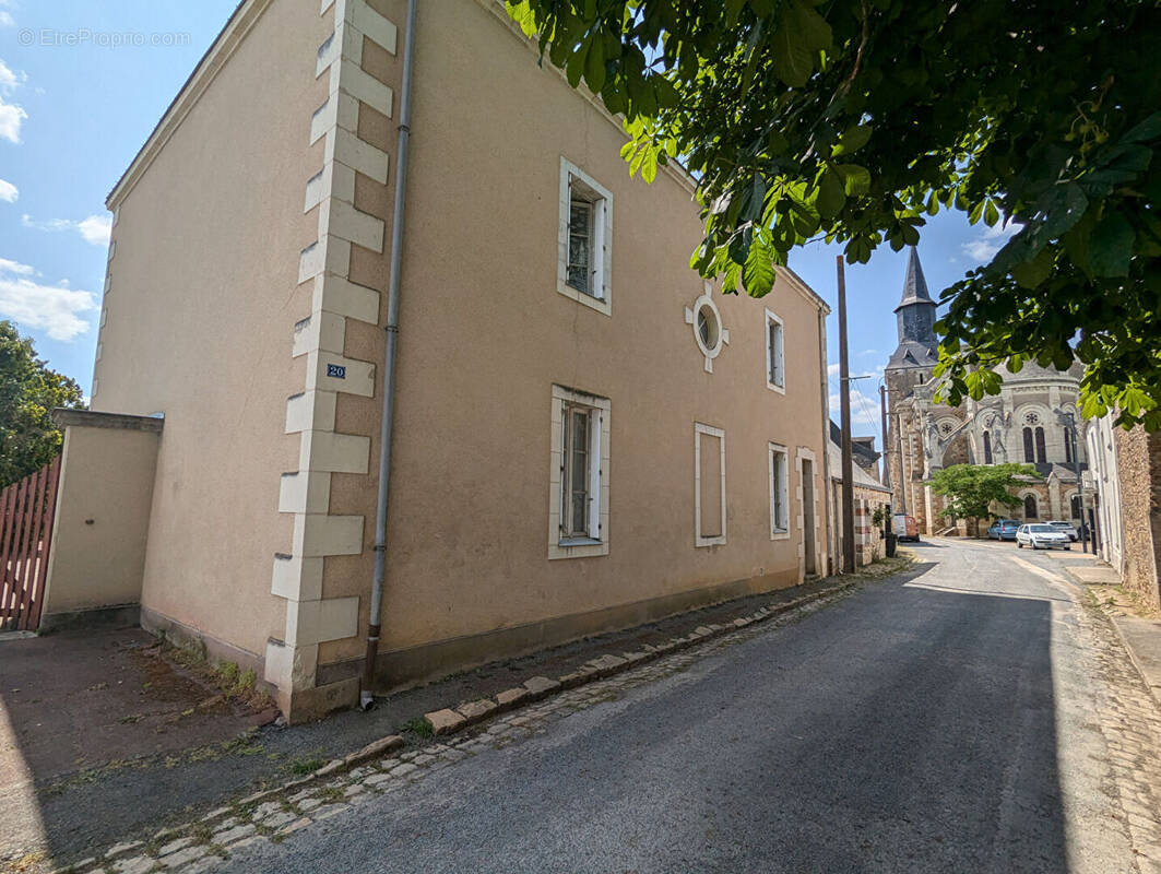 Maison à SEGRE