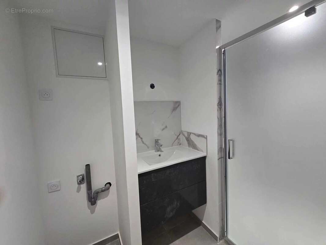 Appartement à LE LUC