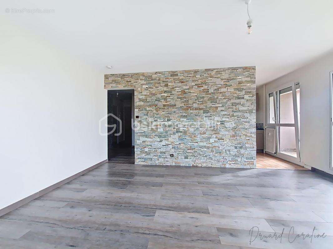 Appartement à ECHIROLLES