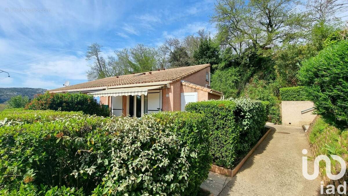 Photo 1 - Maison à SAINT-MARTIN-D&#039;ARDECHE
