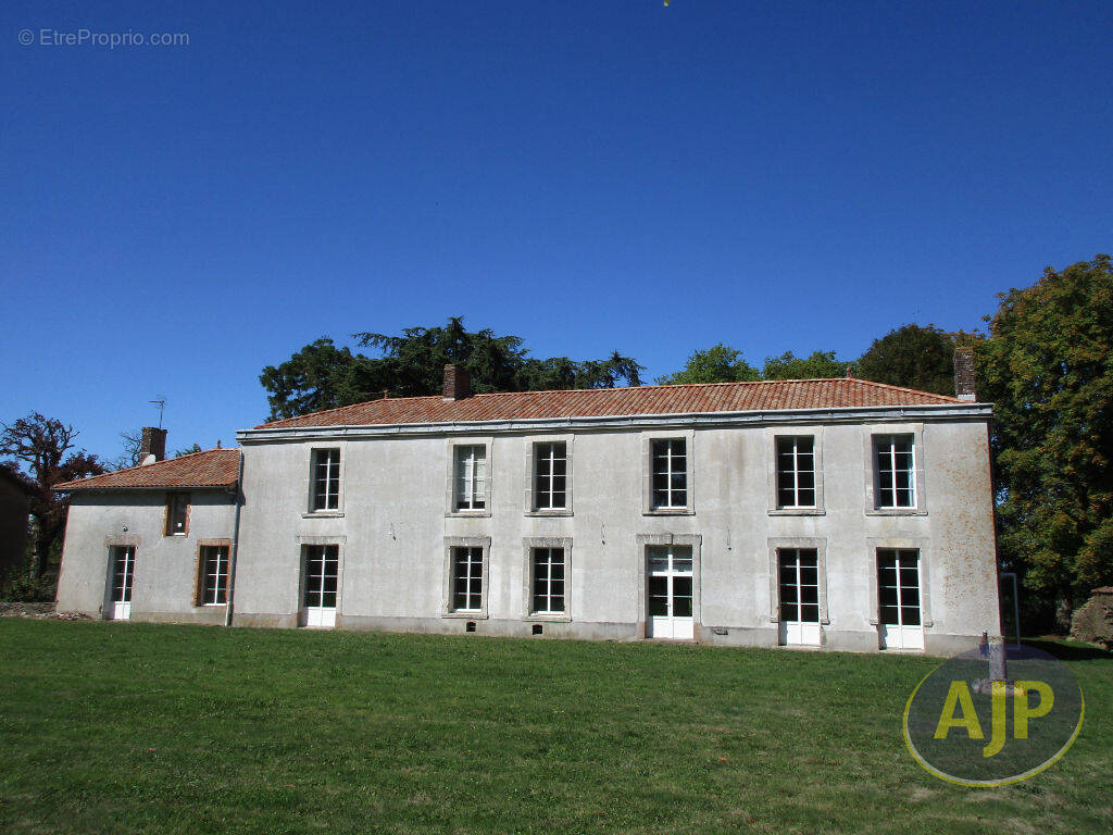 Maison à BEAUPREAU