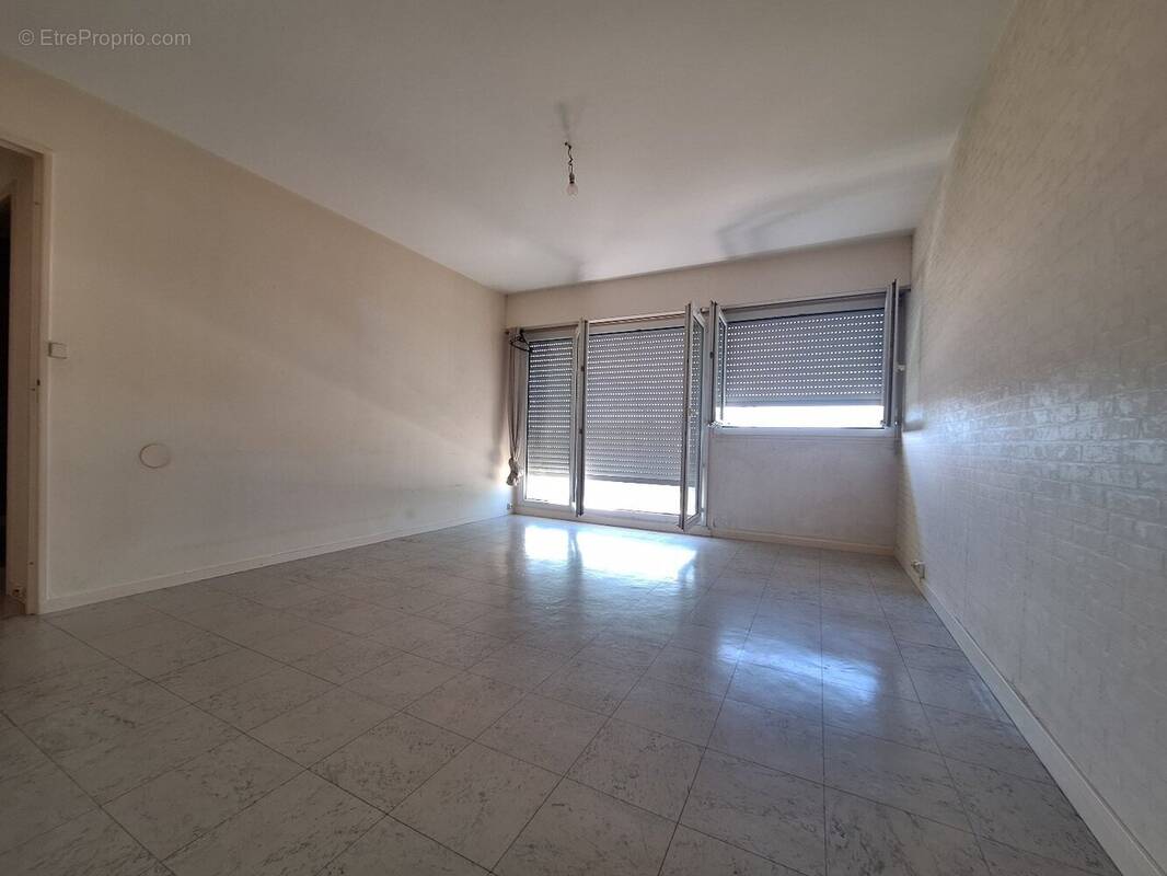 Appartement à COGNAC