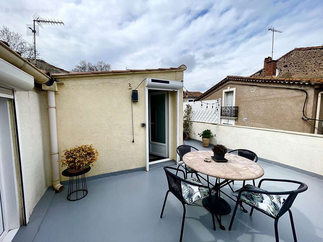 Maison à SAINT-THIBERY
