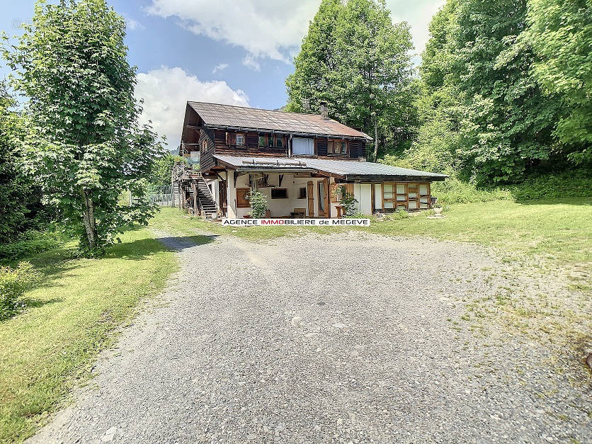 Maison à PRAZ-SUR-ARLY