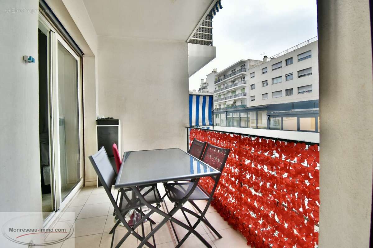 Appartement à LE CANNET