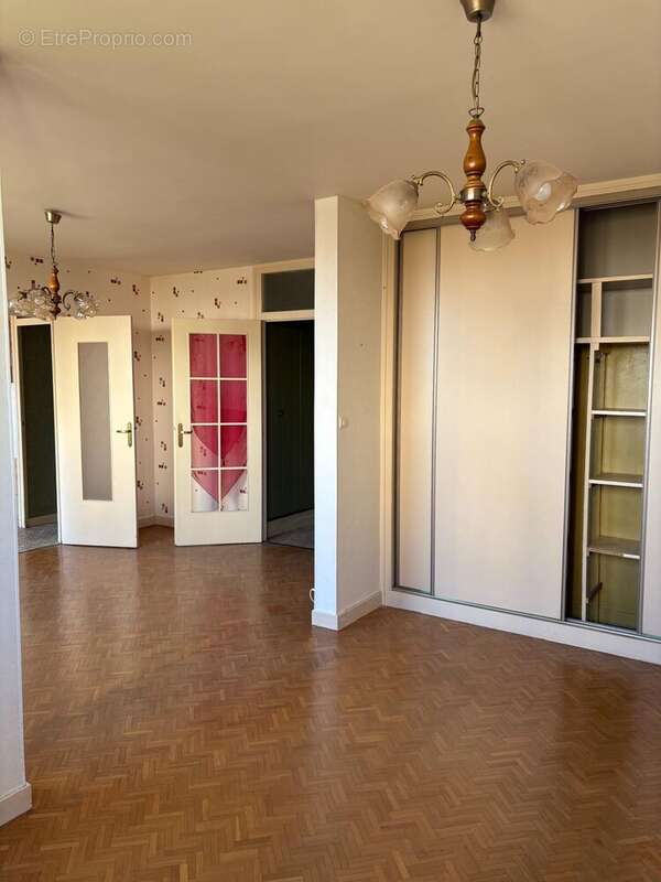 Photo 2 - Appartement à CHALON-SUR-SAONE