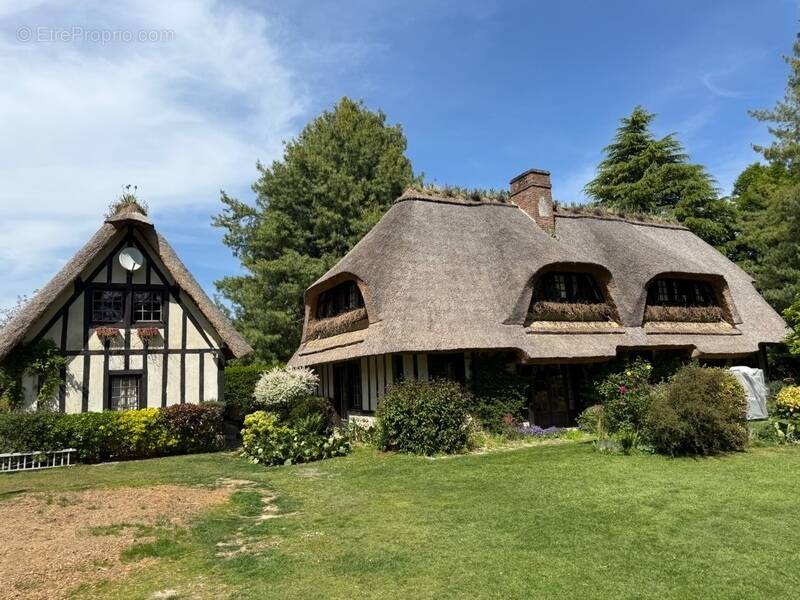 Maison à SAINT-PIERRE-DES-FLEURS