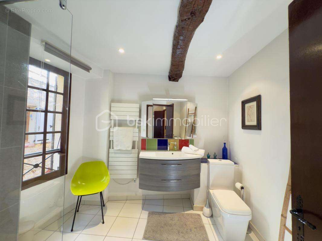 Appartement à SAINT-CEZAIRE-SUR-SIAGNE
