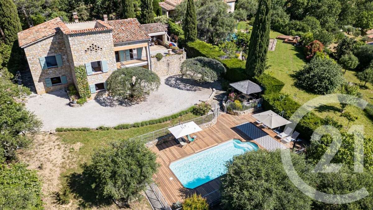 Maison à LE ROURET