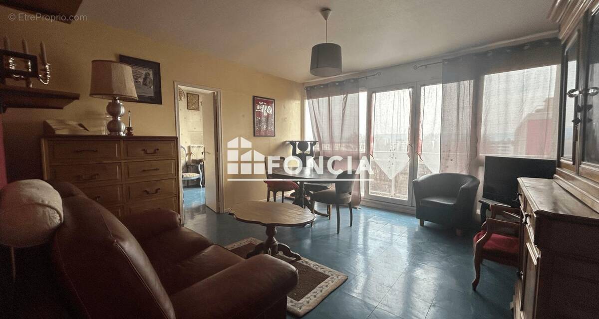 Appartement à LE PETIT-QUEVILLY