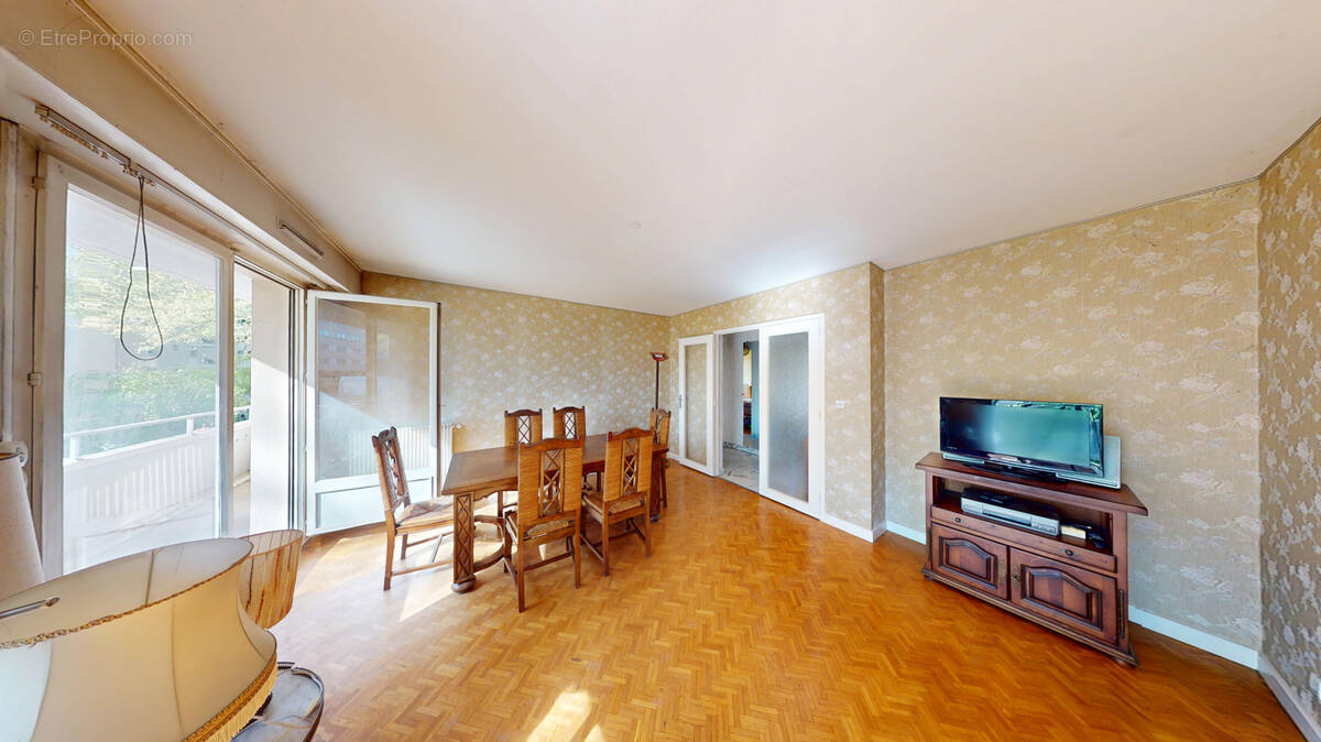 Appartement à LYON-6E