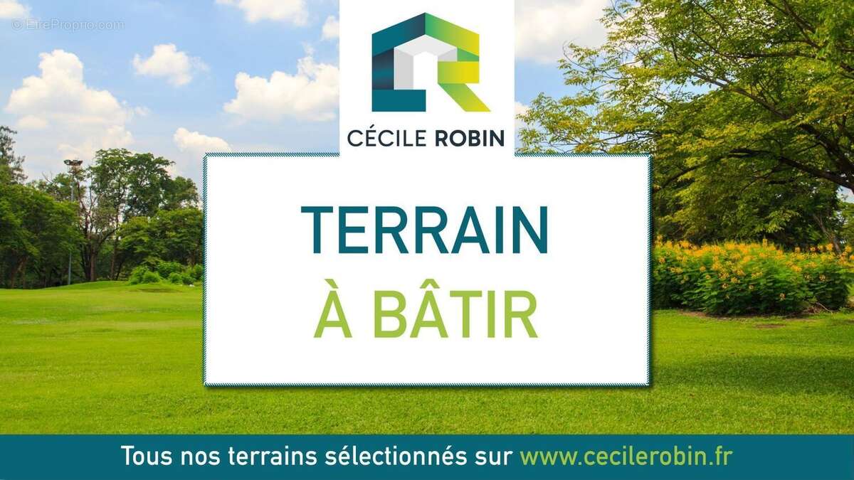 Terrain à LANTIGNIE