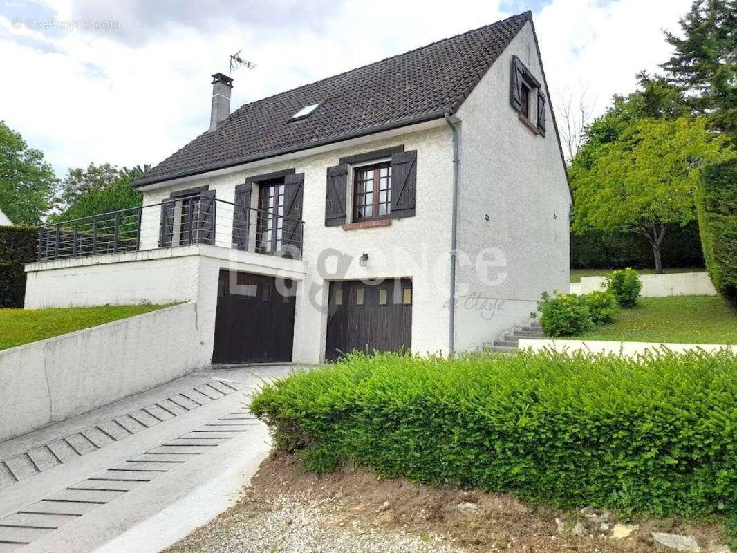 Maison à CLAYE-SOUILLY